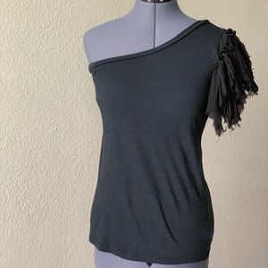 Elizabeth & James Black One Shoulder Tee (S)